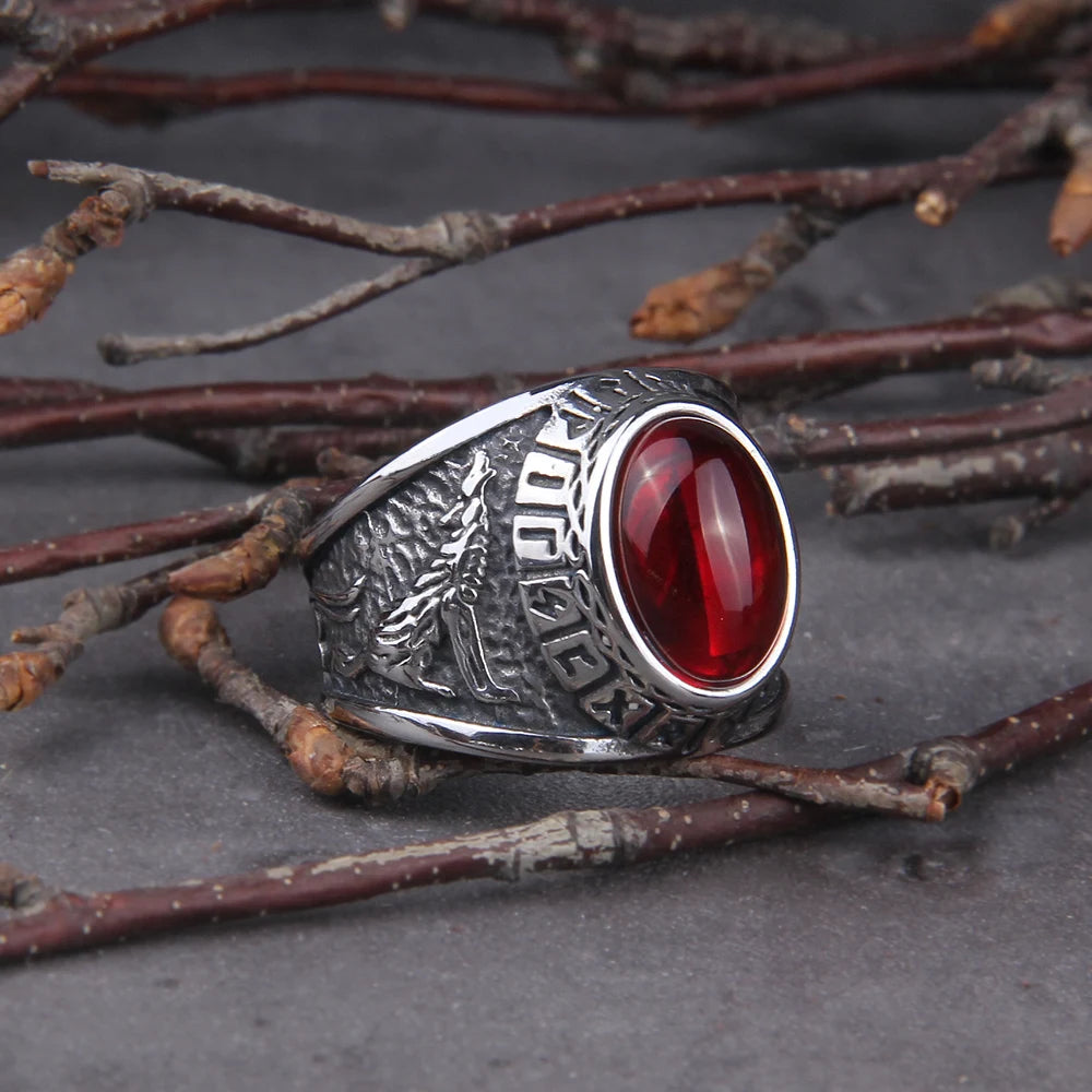 Anel Viking Wolf Pedra Vermelha