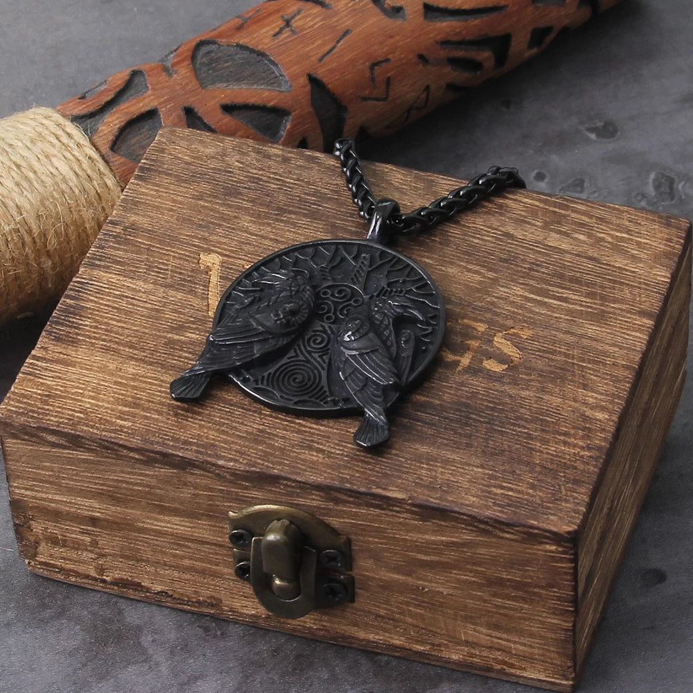 Colar Viking Huginn e Muninn